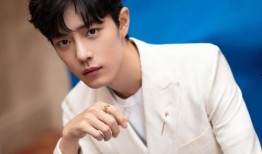 白鹿蔡徐坤圈内爆料,揭秘娱乐圈不为人知的幕后故事